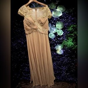 JJs House Beige Lace Maxi Dress size 16